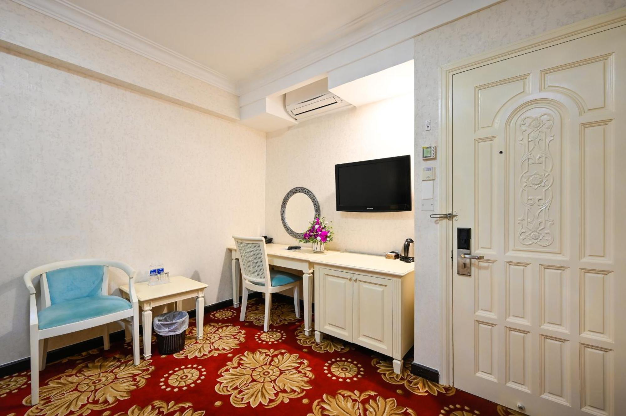 California Saigon Hotel & Rooftop Pool Bandar Ho Chi Minh Bilik gambar